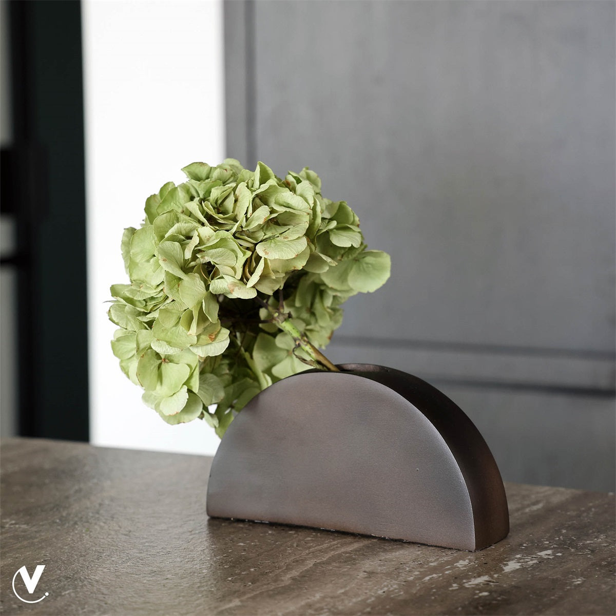 Vaas Ovalle S bronze L20 x B5 x H10 cm (Bronze L20 x B5 x H10 cm)