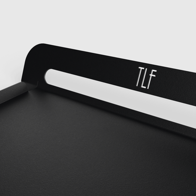 Dienblad Vigo Zwart - detail TLF logo