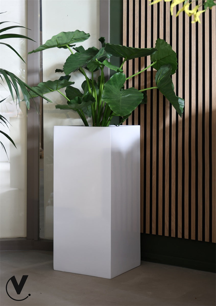 Pot Mont Blanc M shiny white L35 x B35 x H80 cm