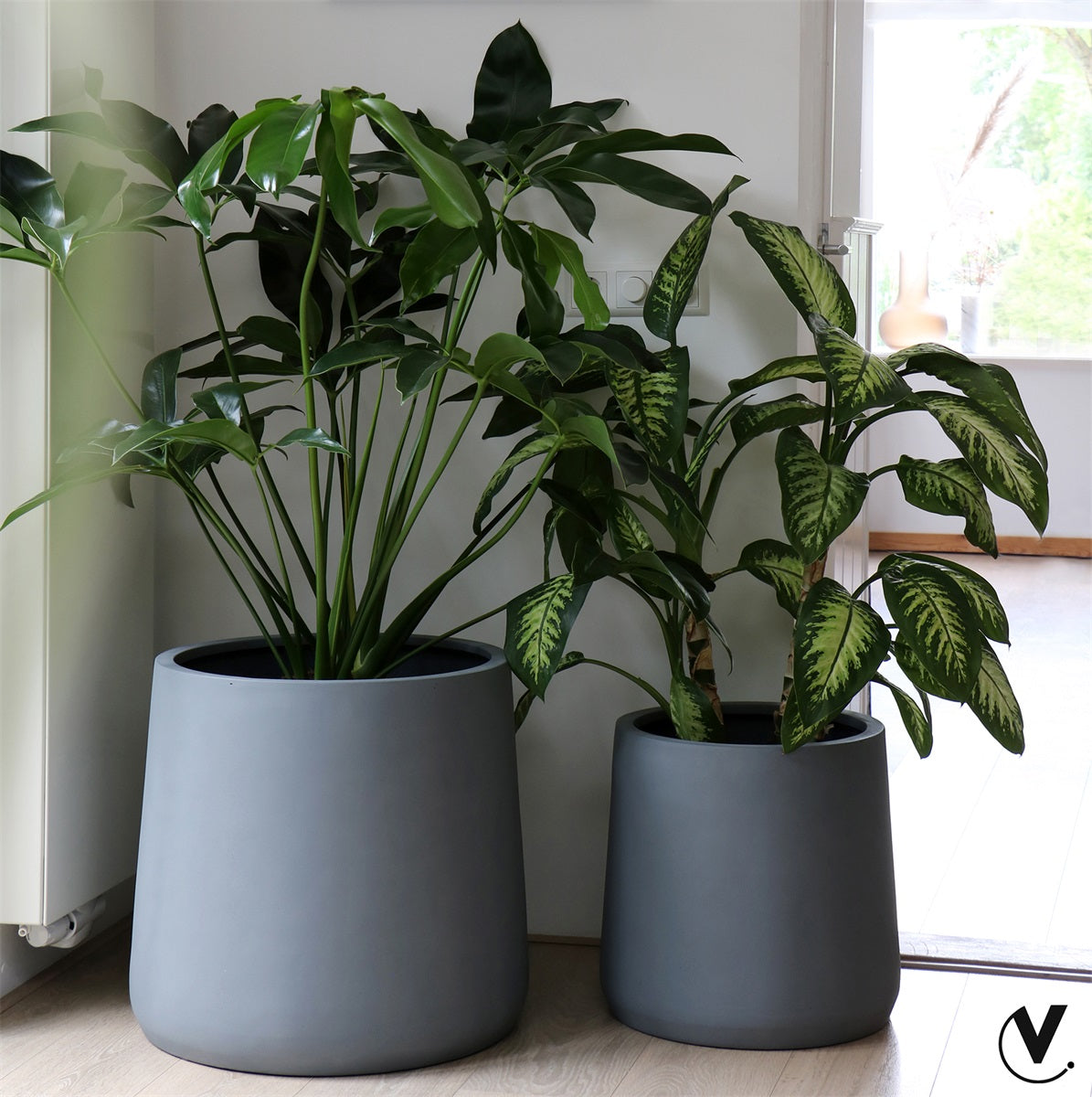Pot Portland S grey Ø42 x H40 cm  (Grey Ø42 x H40 cm)